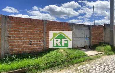 Imagem: A casa possui 2 Dormitórios, 1 Banheiro, 48m² de Área e