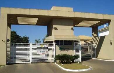 Imagem: A casa em condomínio possui 3 Dormitórios, 4 Banheiros, 2