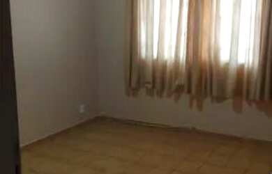 Imagem: O apartamento possui 3 Dormitórios, 1 Banheiro, 80m² de Área