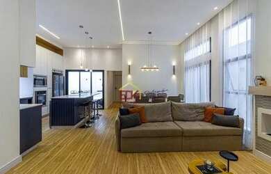 Imagem: A casa em condomínio possui 3 Dormitórios, 3 Banheiros, 4