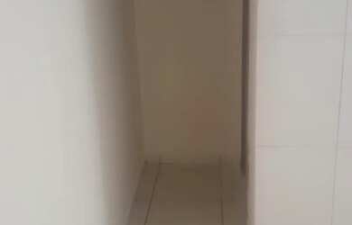 Imagem 8: Alugo apt 2 q, um gardem e vaga vagão p uma moto e um carro do shopping....