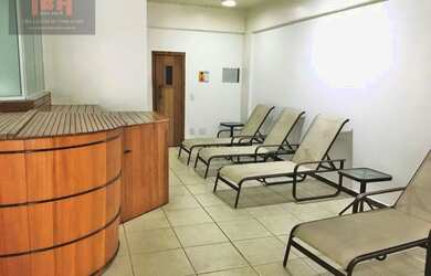 Imagem 7: Studio com 30 m², 1 dormitório, sacada com vista para a praça Benedito...