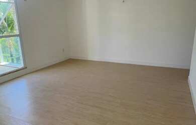 Imagem 6: Triplex com jacuzzi, 3 suites na Sapiranga