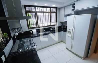 Imagem 14: Apartamento à Venda - Lourdes, 4 Quartos, 250 m2