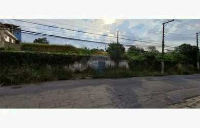 Imagem: O terreno possui 2700m² de Área e está localizado em Vila