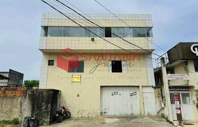 Imagem: O depósito possui 5 Vagas na garagem, 600m² de Área e está