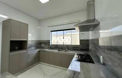 Imagem 2: CASA TÉRREA 03 SUÍTES À VENDA - CONDOMÍNIO DO LAGO GOIÂNIA-GO