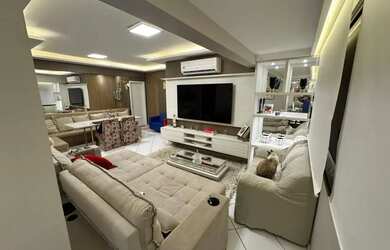 Imagem: O apartamento possui 3 Dormitórios, 5 Banheiros, 2 Vagas na