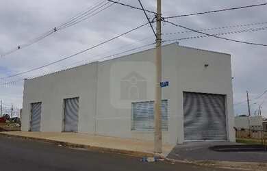 Imagem: O depósito possui 75m² de Área e está localizado em Loteamento