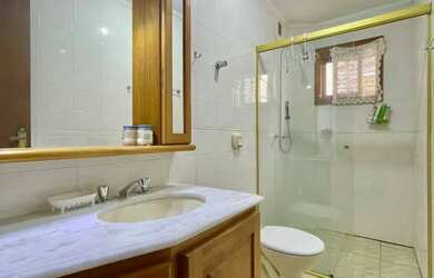 Imagem 13: SACADA DE FRENTE E ESPAÇO DE SOBRA NO CENTRO DA CIDADE