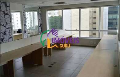 Imagem: O depósito possui 5 Vagas na garagem e 168m² de Área e está