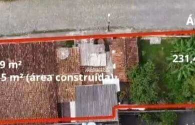 Imagem: O depósito possui 3 Vagas na garagem, 253m² de Área e está