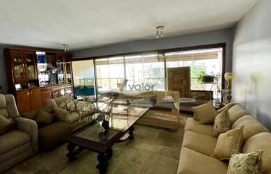 Imagem: O apartamento possui 4 Dormitórios, 5 Banheiros, 2 Vagas na