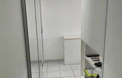 Imagem 11: Amplo apartamento com 90m² com três quartos no Farol