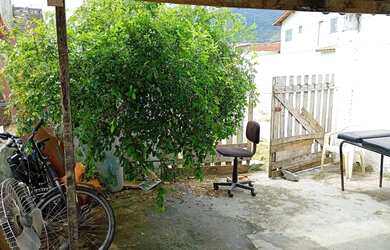 Imagem: A casa possui 1 Banheiro, 1 Vaga na garagem, Imóvel mobiliado