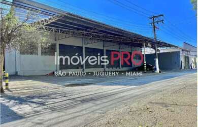 Imagem: O depósito possui 5 Vagas na garagem e 6217m² de Área e está