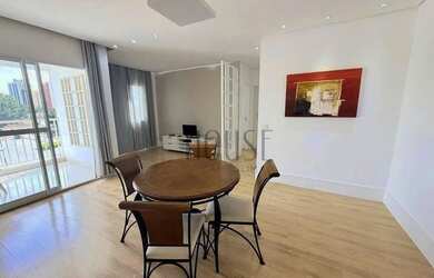 Imagem: O apartamento possui 2 Dormitórios, 2 Banheiros, 79m² de Área