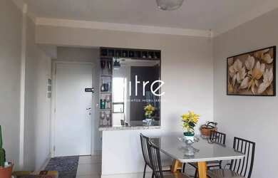 Imagem: O apartamento possui 2 Dormitórios, 2 Banheiros, 2 Vagas na