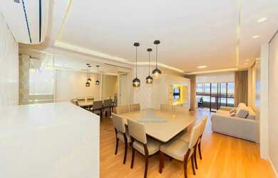 Imagem: O apartamento possui 3 Dormitórios, 4 Banheiros, 2 Vagas na