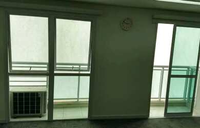 Imagem: O depósito à venda possui 1 Vaga na garagem e 35m² de Área