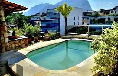 Imagem: O apartamento na cobertura possui 4 Dormitórios, 2 Banheiros