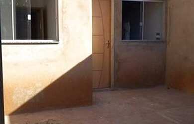 Imagem: A casa possui 2 Dormitórios, 2 Banheiros, 100m² de Área e