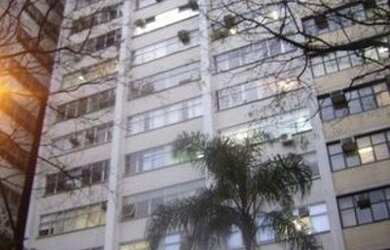 Imagem: O depósito possui 1 Vaga na garagem, 140m² de Área e está