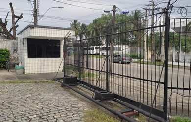 Imagem: O depósito possui 5 Vagas na garagem, 7.128m² de Área e