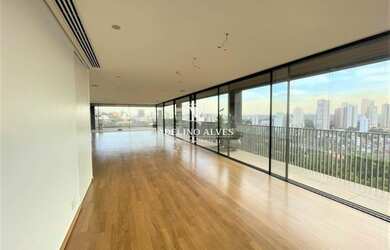 Imagem 4: Vila Madalena, alto padrão com 440 mts, todo avarandado, 5 vagas