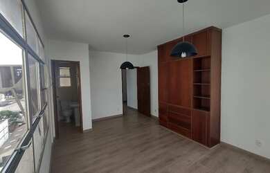 Imagem: O depósito possui 70m² de Área e está localizado em Barro