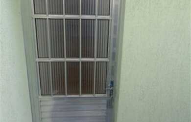 Imagem: A casa possui 1 Dormitório, 1 Banheiro, 30m² de Área, Imóvel