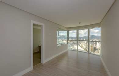 Imagem: O apartamento possui 3 Dormitórios, 4 Banheiros, 3 Vagas na