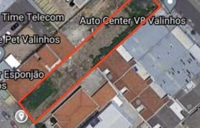 Imagem: O terreno possui 698m² de Área e está localizado em Vila