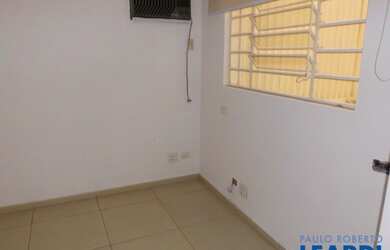 Imagem: O depósito e possui Dormitórios, Suítes, Banheiros, 5