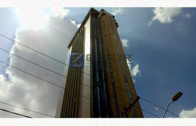 Imagem: O depósito possui 2 Vagas na garagem, 100m² de Área e está