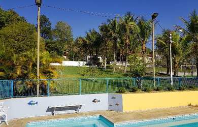 Imagem: A casa em condomínio possui 5 Dormitórios, 5 Banheiros, 5