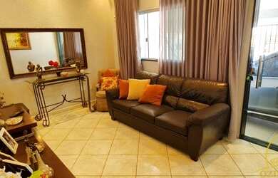 Imagem: A casa em condomínio possui 3 Dormitórios, 4 Banheiros, 2