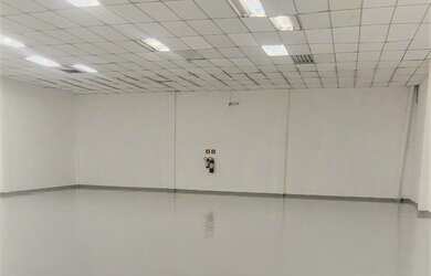 Imagem 13: Galpão/Depósito/Armazém para aluguel possui 2300 metros quadrados em...