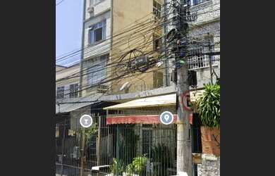 Imagem: O apartamento possui 2 Dormitórios, 1 Banheiro e 72m² de Área