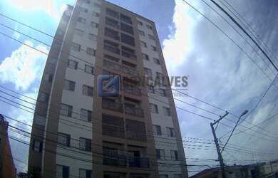 Imagem: O apartamento possui 3 Dormitórios, 1 Banheiro, 1 Vaga na garagem