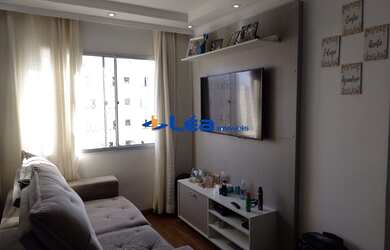 Imagem: O apartamento possui 2 Dormitórios, 1 Banheiro, 1 Vaga na garagem