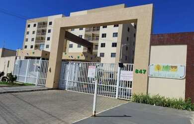 Imagem: O apartamento possui 3 Dormitórios, 1 Banheiro, 1 Vaga na garagem