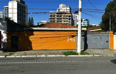 Imagem: O depósito possui 5 Vagas na garagem, 600m² de Área e está