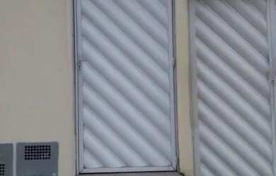 Imagem: A casa possui 2 Dormitórios e 2 Banheiros e está localizado