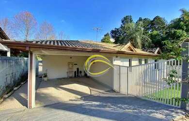 Imagem: A casa em condomínio possui 3 Dormitórios, 3 Banheiros, 2