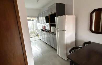 Imagem: A casa em condomínio possui 2 Dormitórios, 1 Banheiro, 2 Vagas