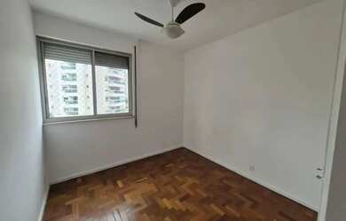 Imagem 12: Apartamento à venda com 4 dormitórios sendo 1 suíte, 2 banheiros e...