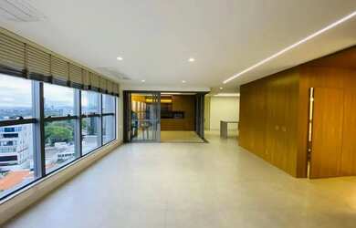 Imagem: O apartamento possui 3 Dormitórios, 5 Banheiros, 3 Vagas na