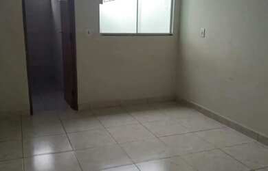 Imagem 4: Cada Trindade Alugar. Varanda, 2 Vagas na garageme2 Dormitórios