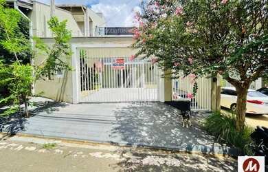 Imagem: O depósito possui 2 Vagas na garagem, 40m² de Área e está